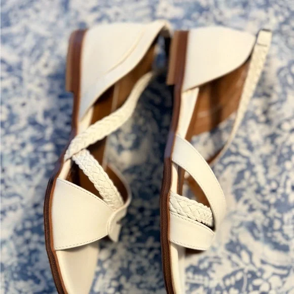 WHITE MOUNTAIN Women's Kika Open Toe Flat Sandal Size 8.5 - Picture 4 of 7